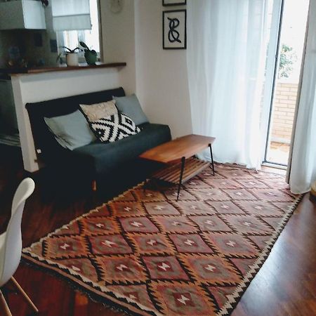 Casa Flora Appartamento Con Giardino Φιουμιτσίνο Εξωτερικό φωτογραφία